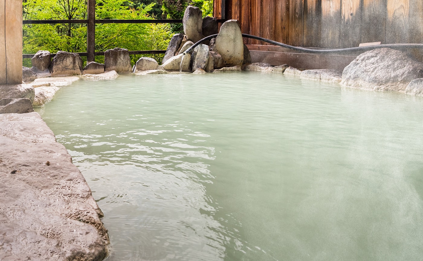 露天風呂岩の湯（混浴）・子宝の湯（ご婦人用） 04